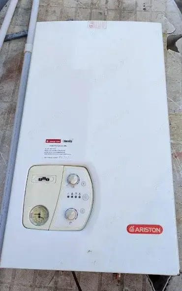 Dezmembrez Centrala Termica Ariston Uno Pe Piese