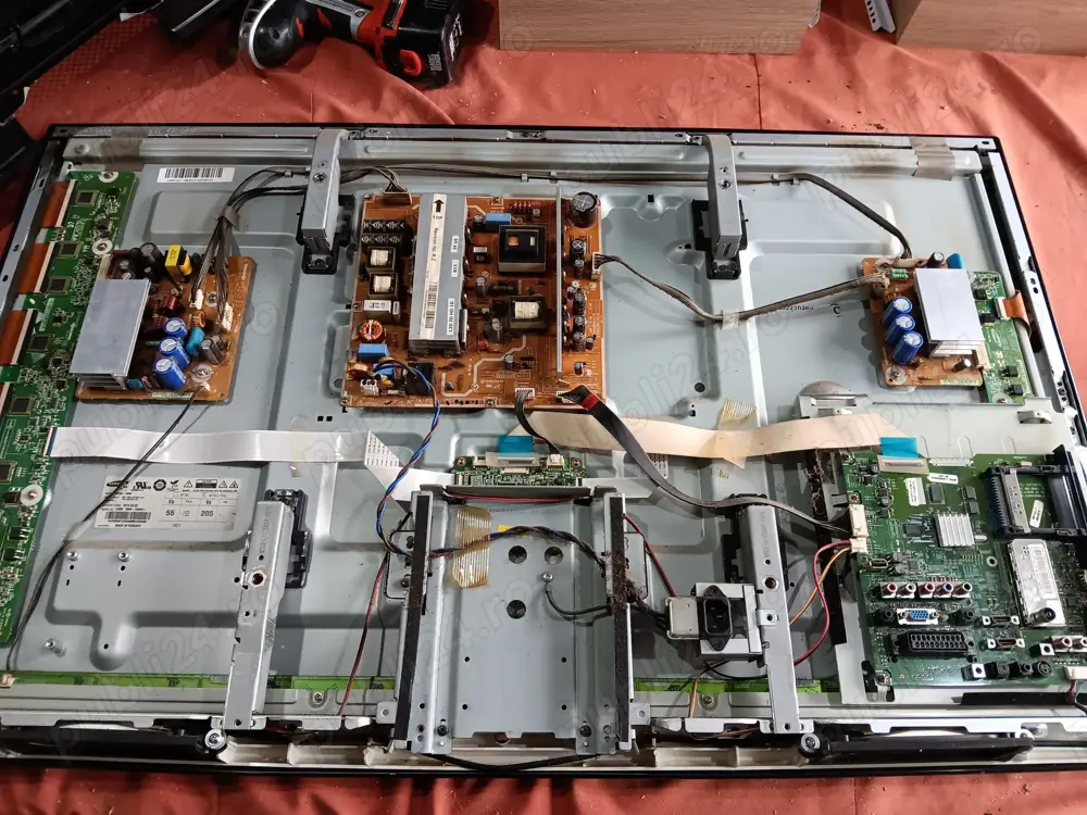 sursa BN44-00273D de pe tv Samsung ps42b451b2w