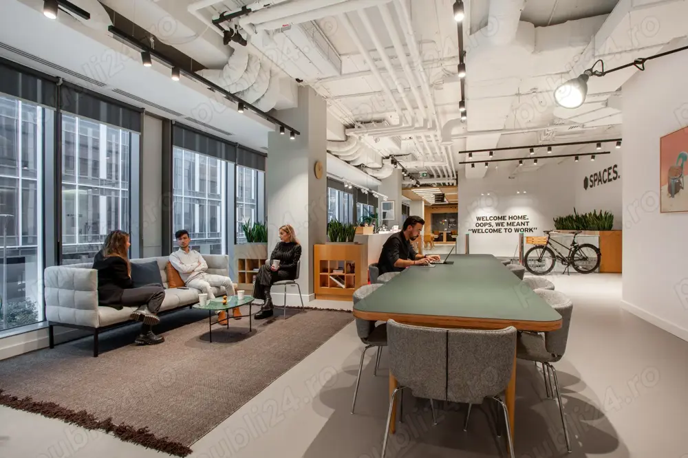 Spațiu de birou frumos proiectat pentru 5 persoană în Spaces Expo