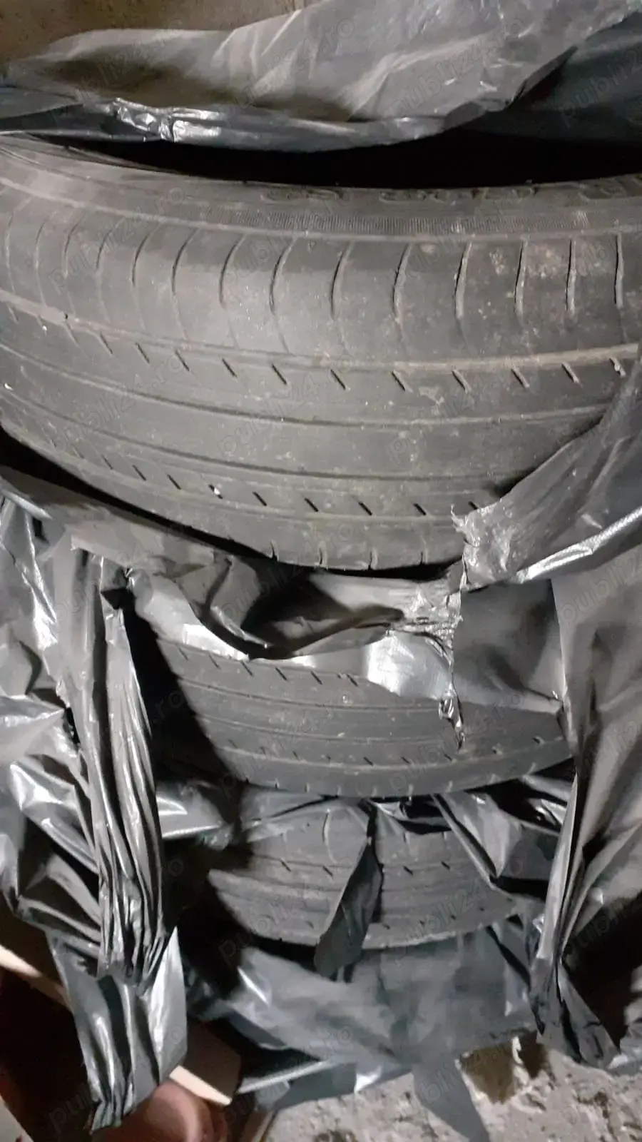 225 65 17 Yokohama Geolander