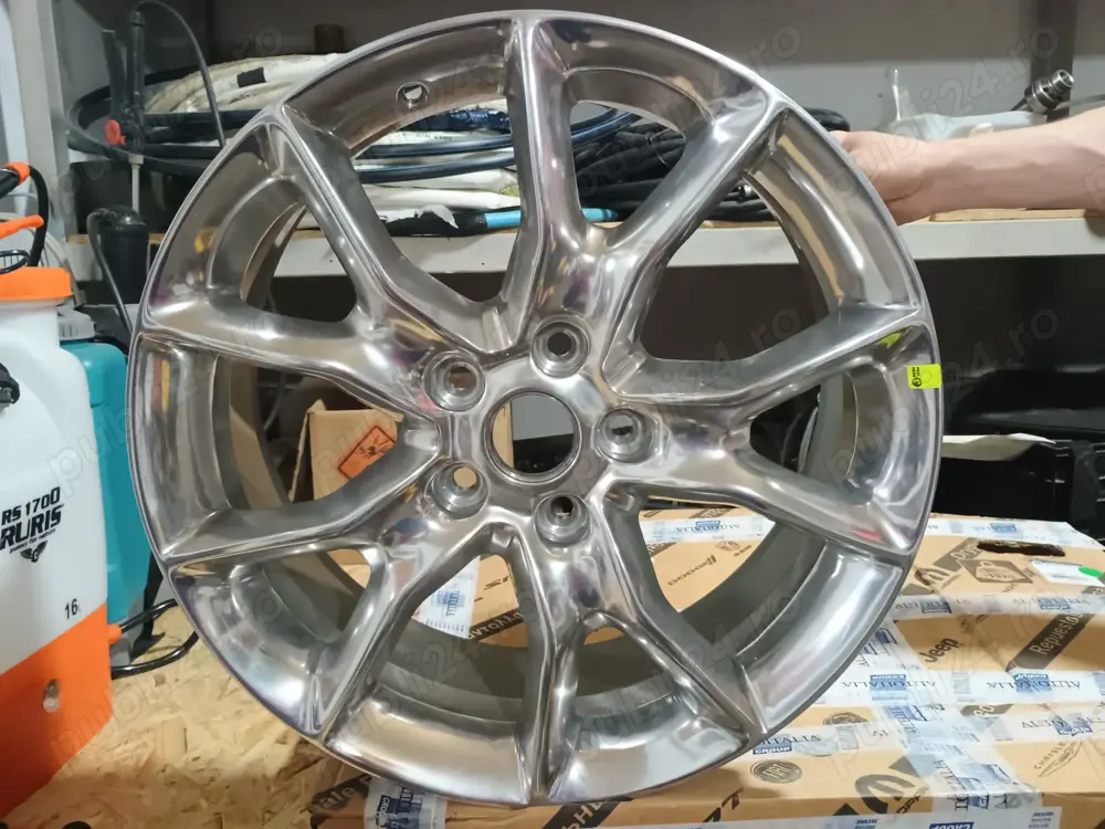 Cauciucuri + Jante Jeep Grand Cherokee