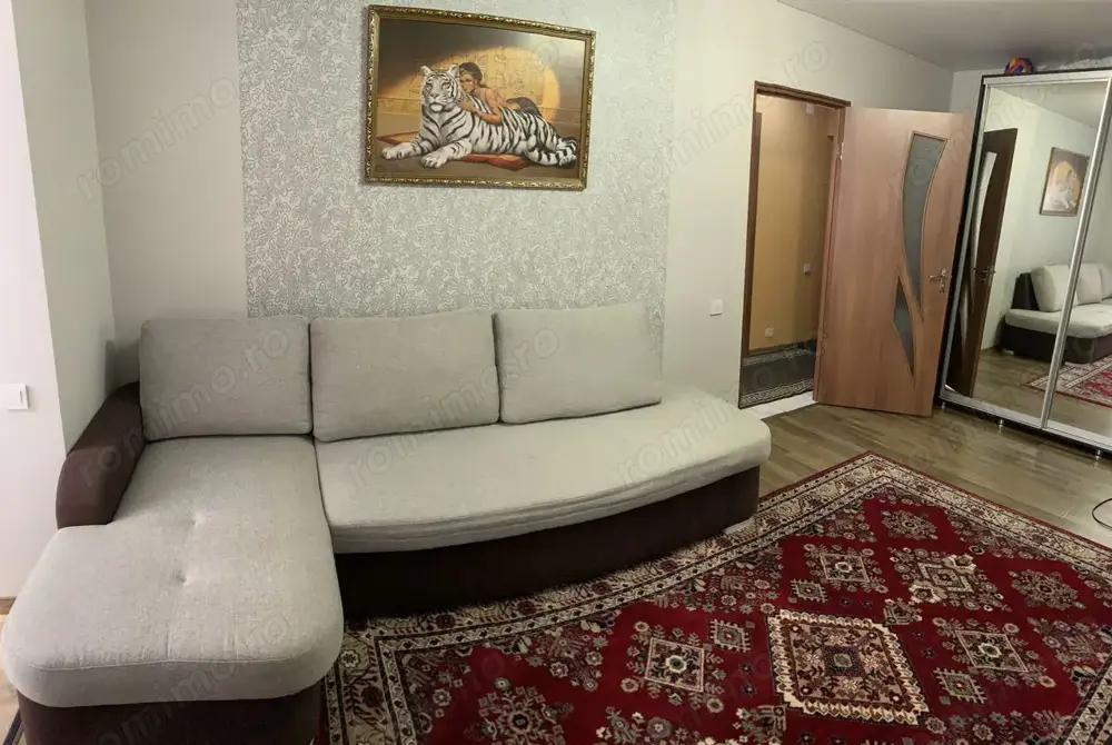 Garsonieră de închiriat în Titan