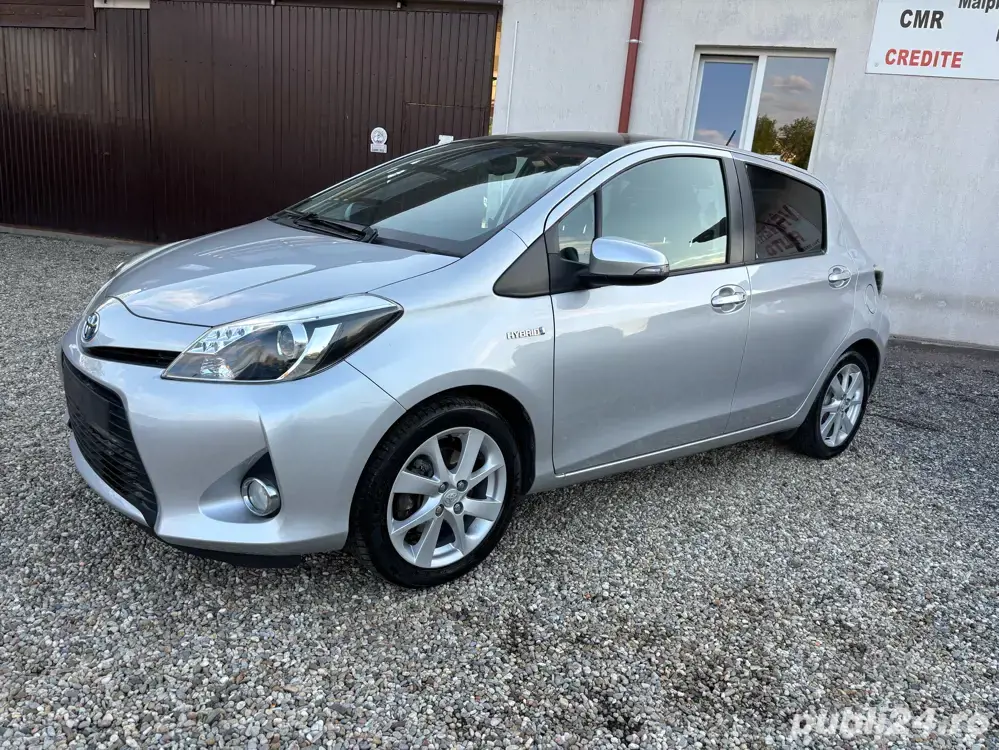 Toyota Yaris Hybrid - 07.2012 - Motor 1.5 - 75cp