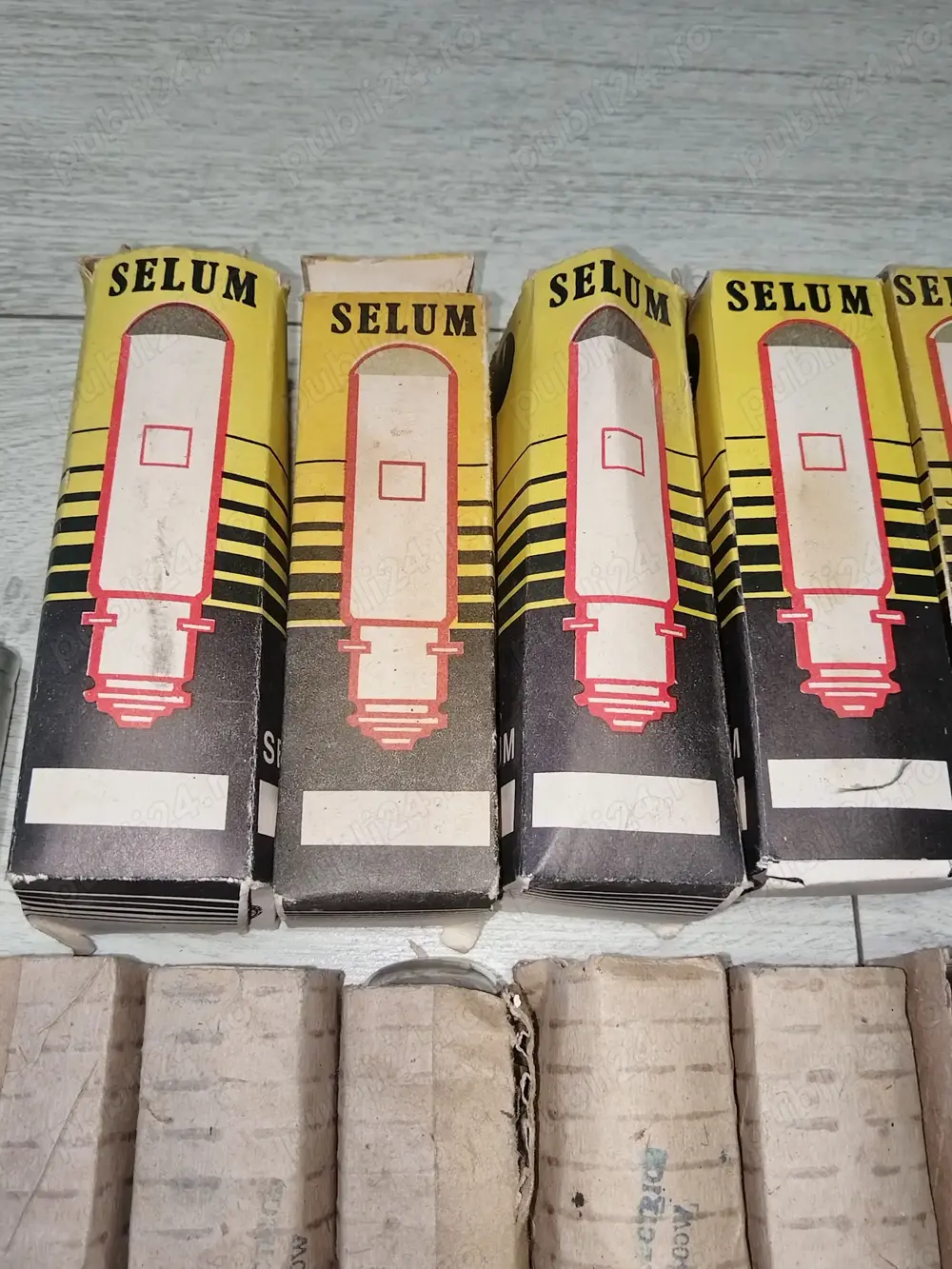 Lămpi pentru aparate de proiecție