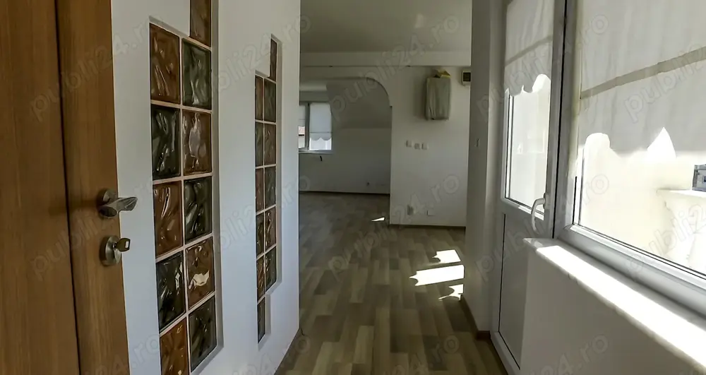 Vilă 525 mp + 3300 mp teren în Botoșani   locuință sau investiție