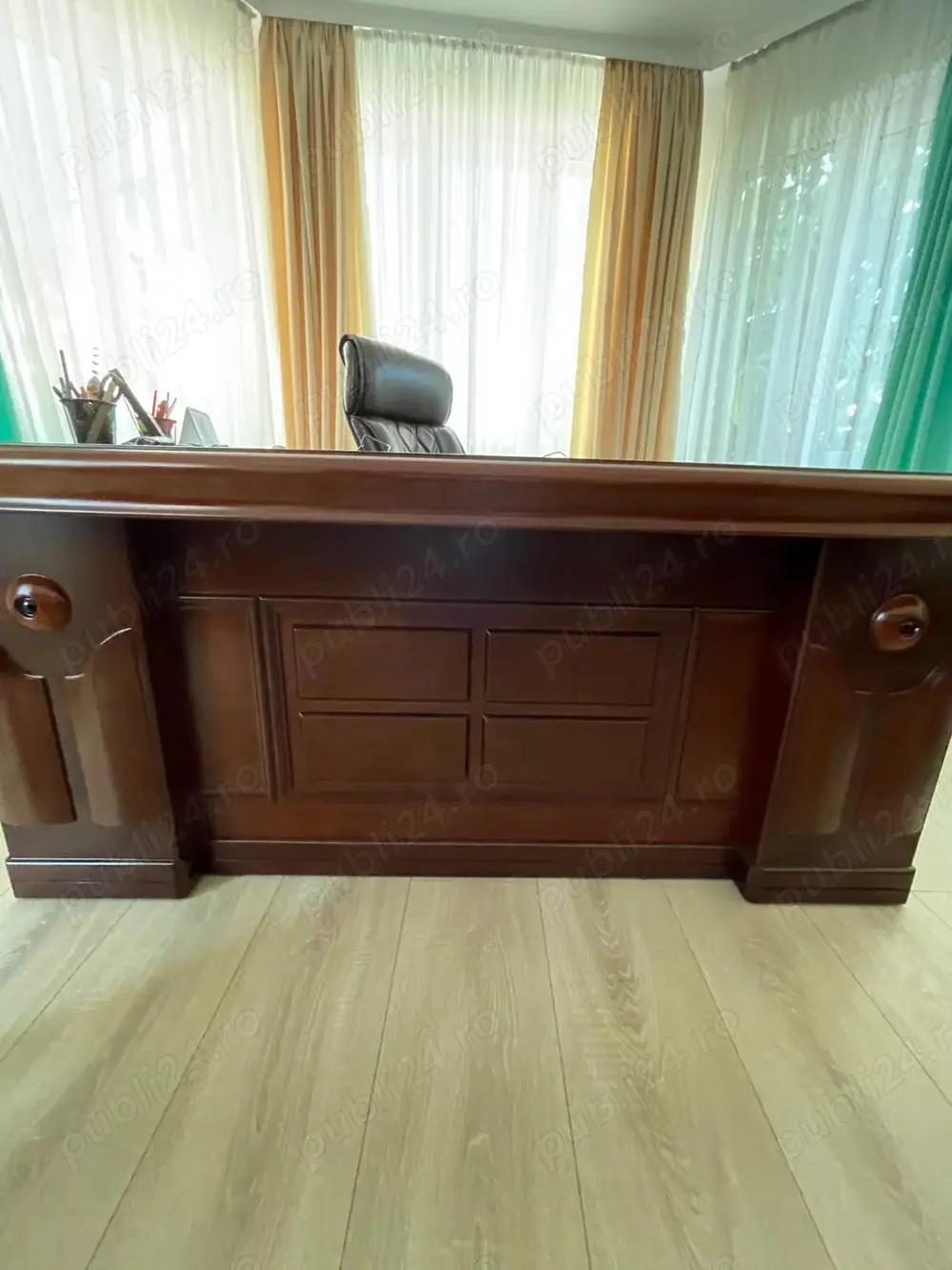 Vand mobilier birou nuc 