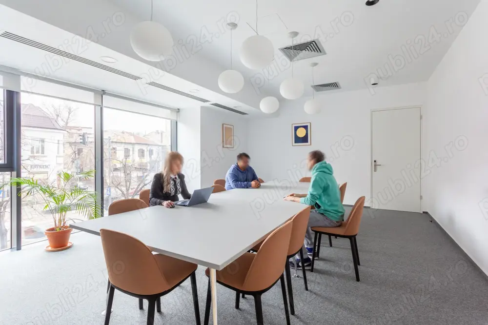 Rezervați un loc de muncă rezervat în colaborare, în Spaces Campus 6