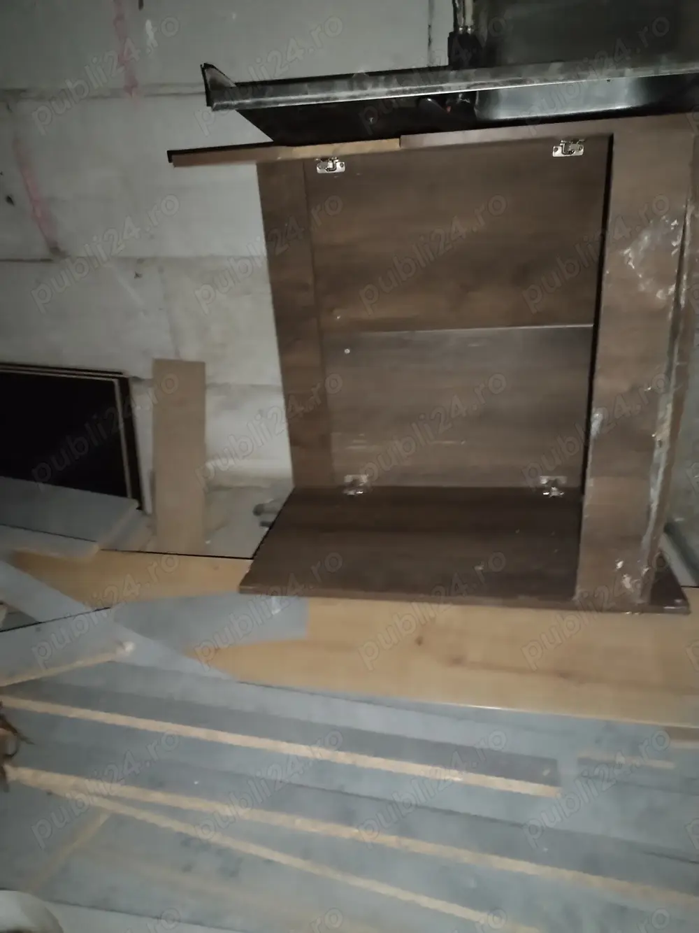 Masca de chiuveta cu chiuveta