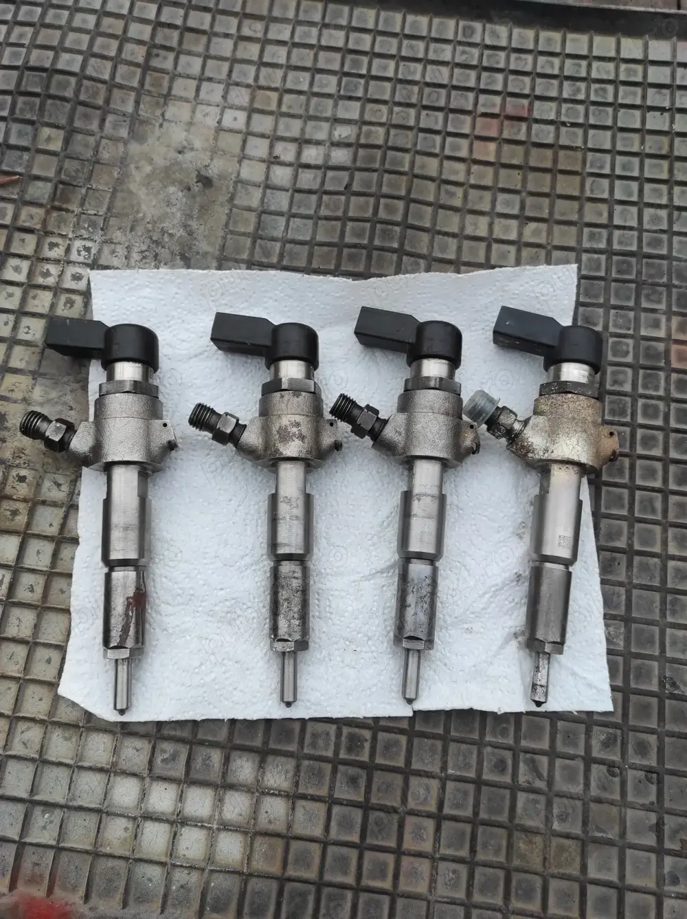 injectoare ford 1,4 tdi