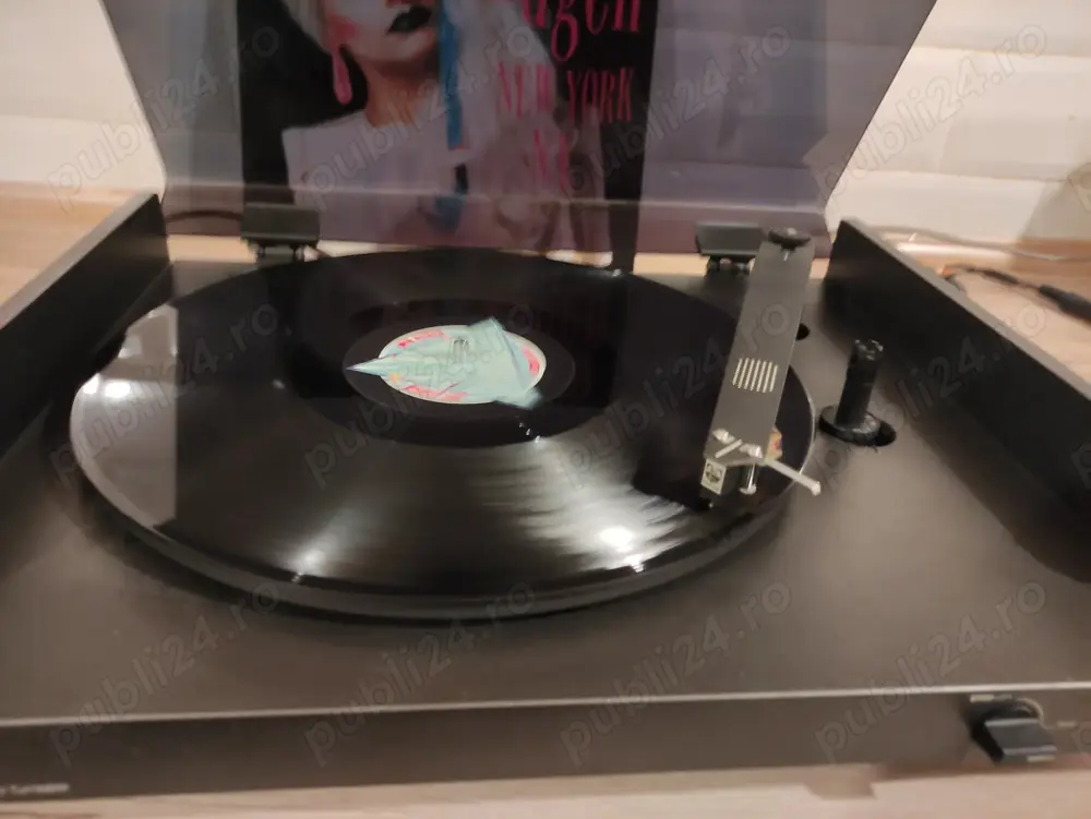 Pickup Nad model 5120