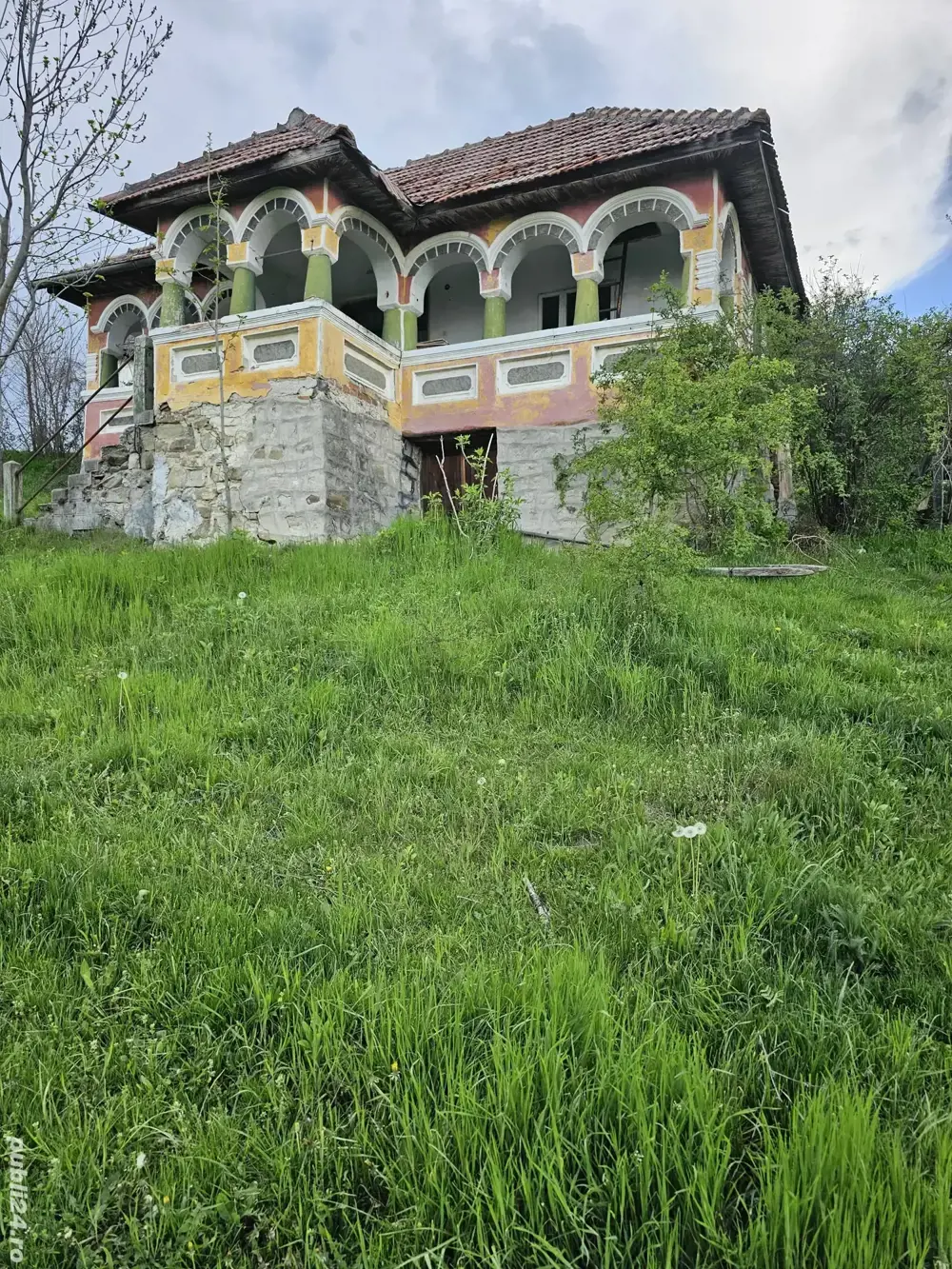 Vând Loturi Intravilane!