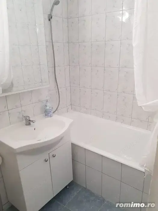 1 camera in zona Lipovei 1 camera in zona Lipovei