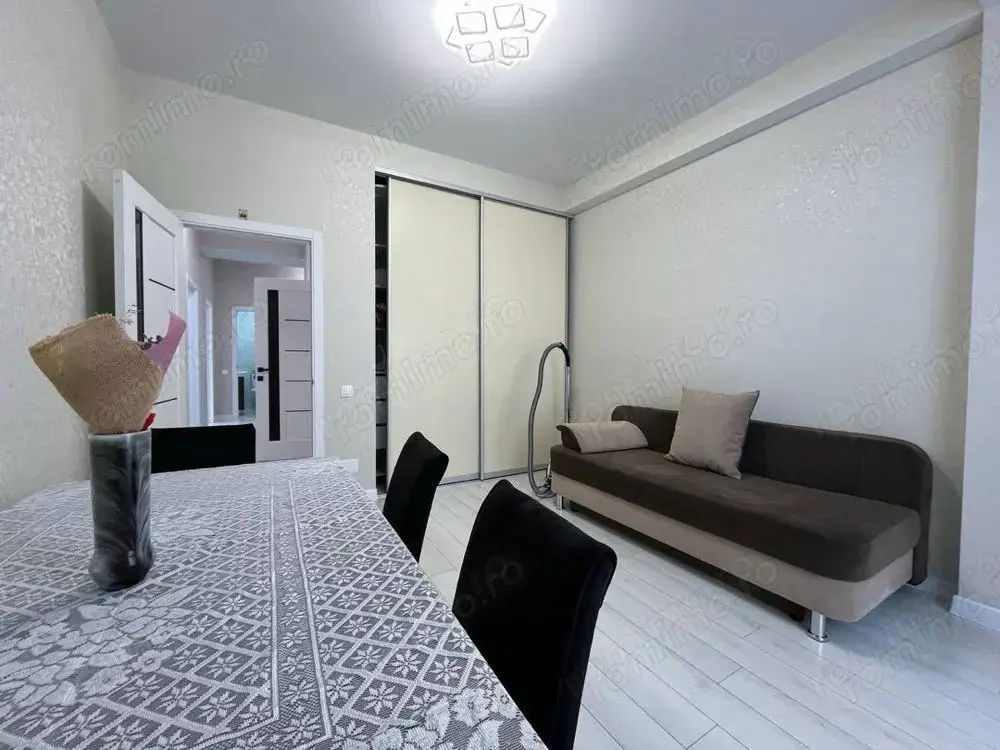 Apartament 3 camere in zona Torontalului 