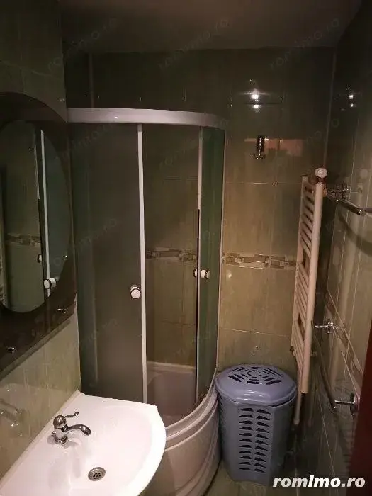 de inchiriat apartament o camera Centru 