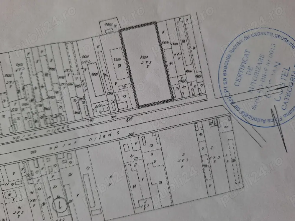 Teren intravilan, la soseaua nationala DN2B