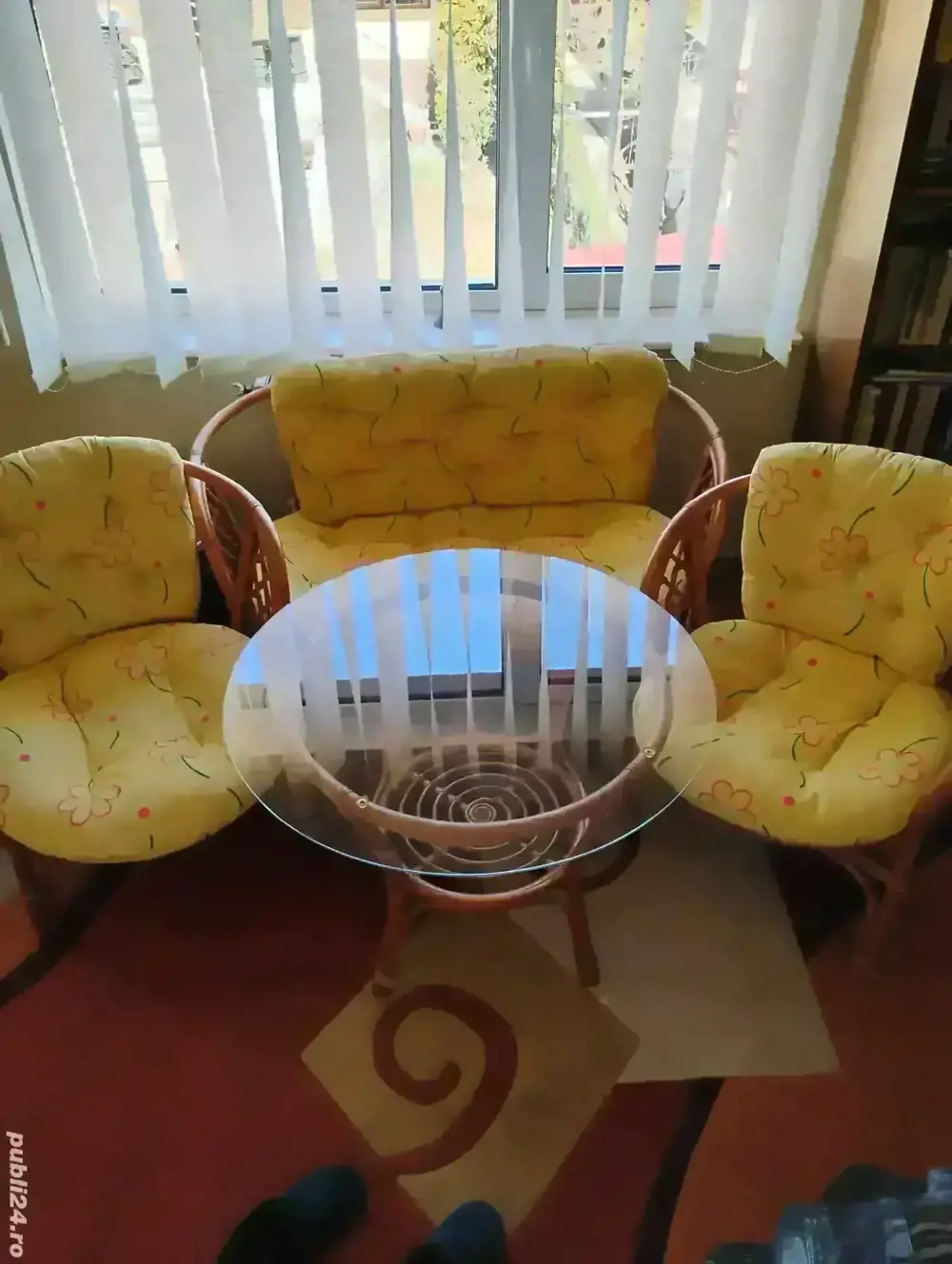 Set ratan patru piese