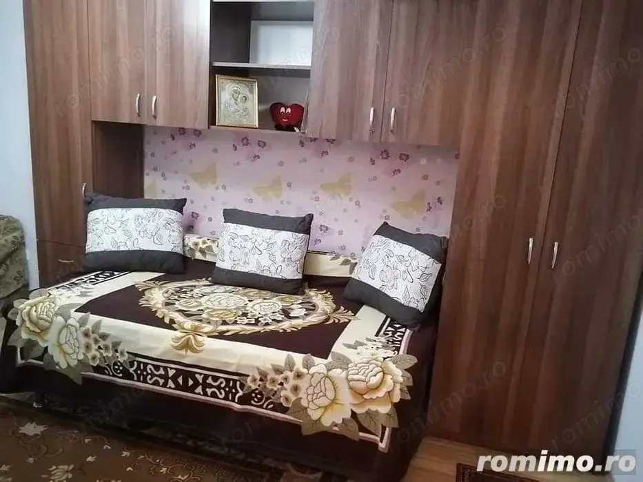 Garsoniera zona Buziasului 