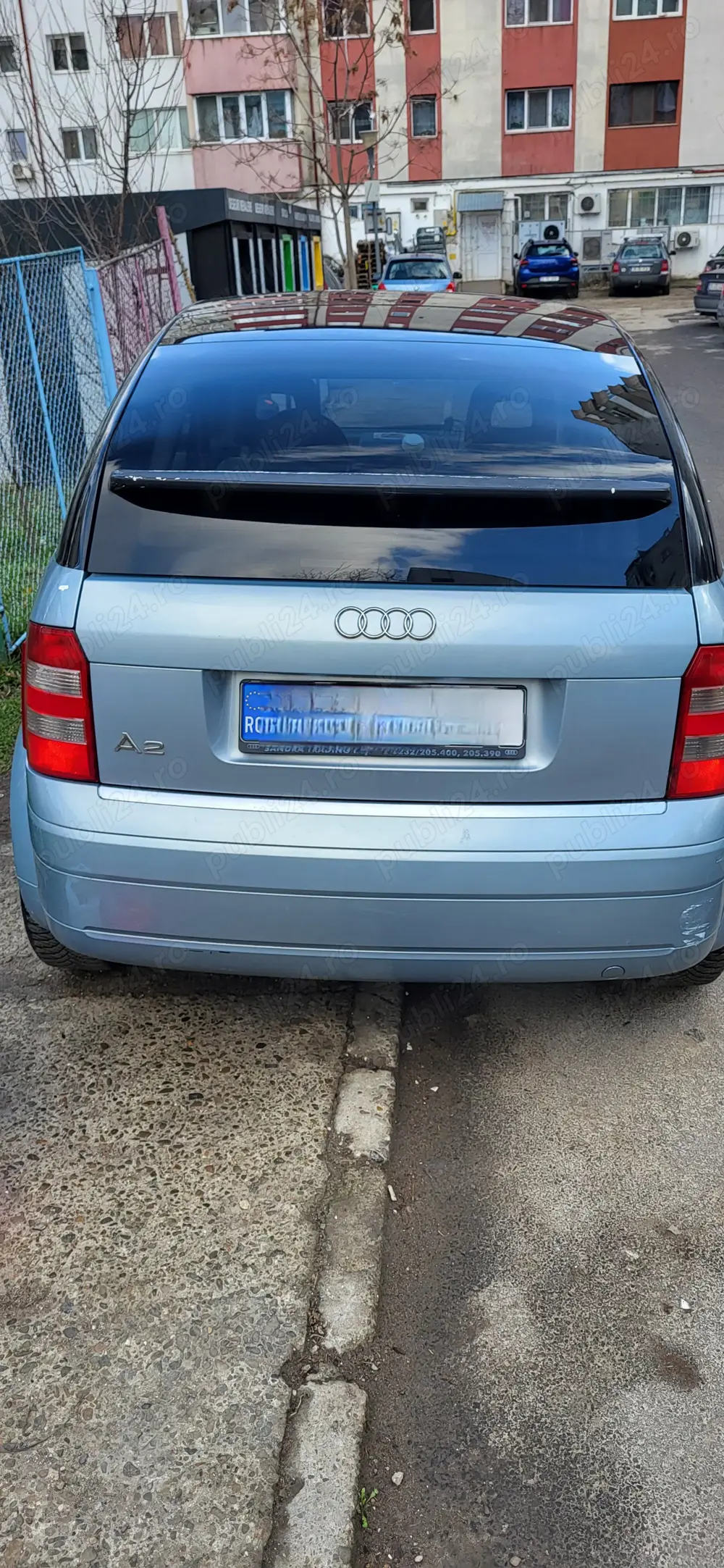 Vând Audi A2  1.4 tdi negociabil 1250 euro