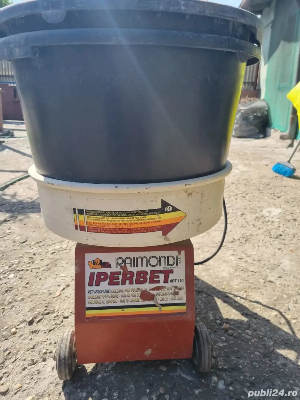 Vând amestecator profesional Iperbet de la Raimondi 