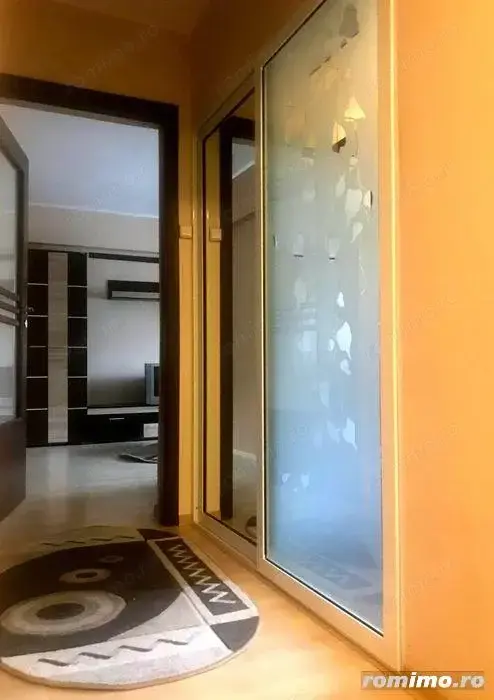 2 camere langa piata Girocului 