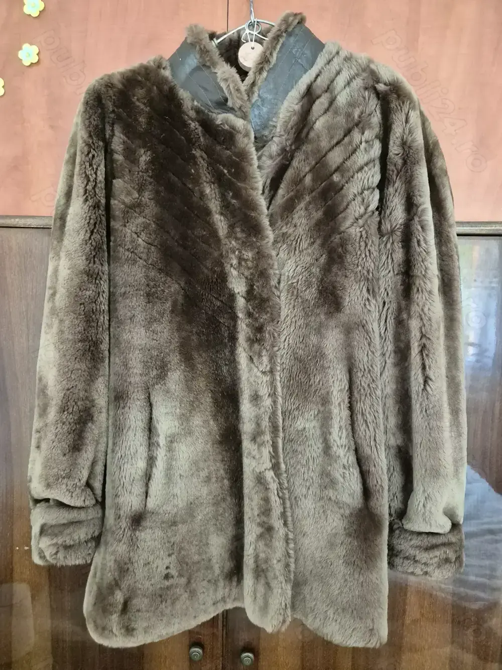 Haina blana Mouton D'Ore Favior