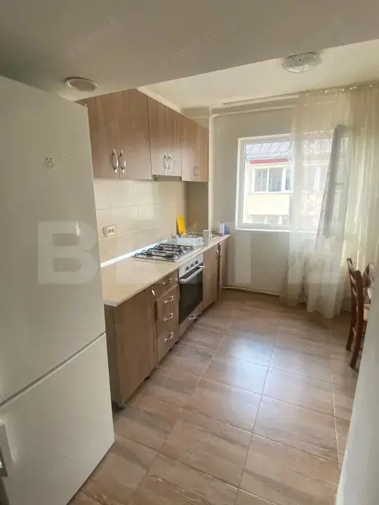 Apartament de vanzare, cu 2 camere, 50 mp, zona Decebal