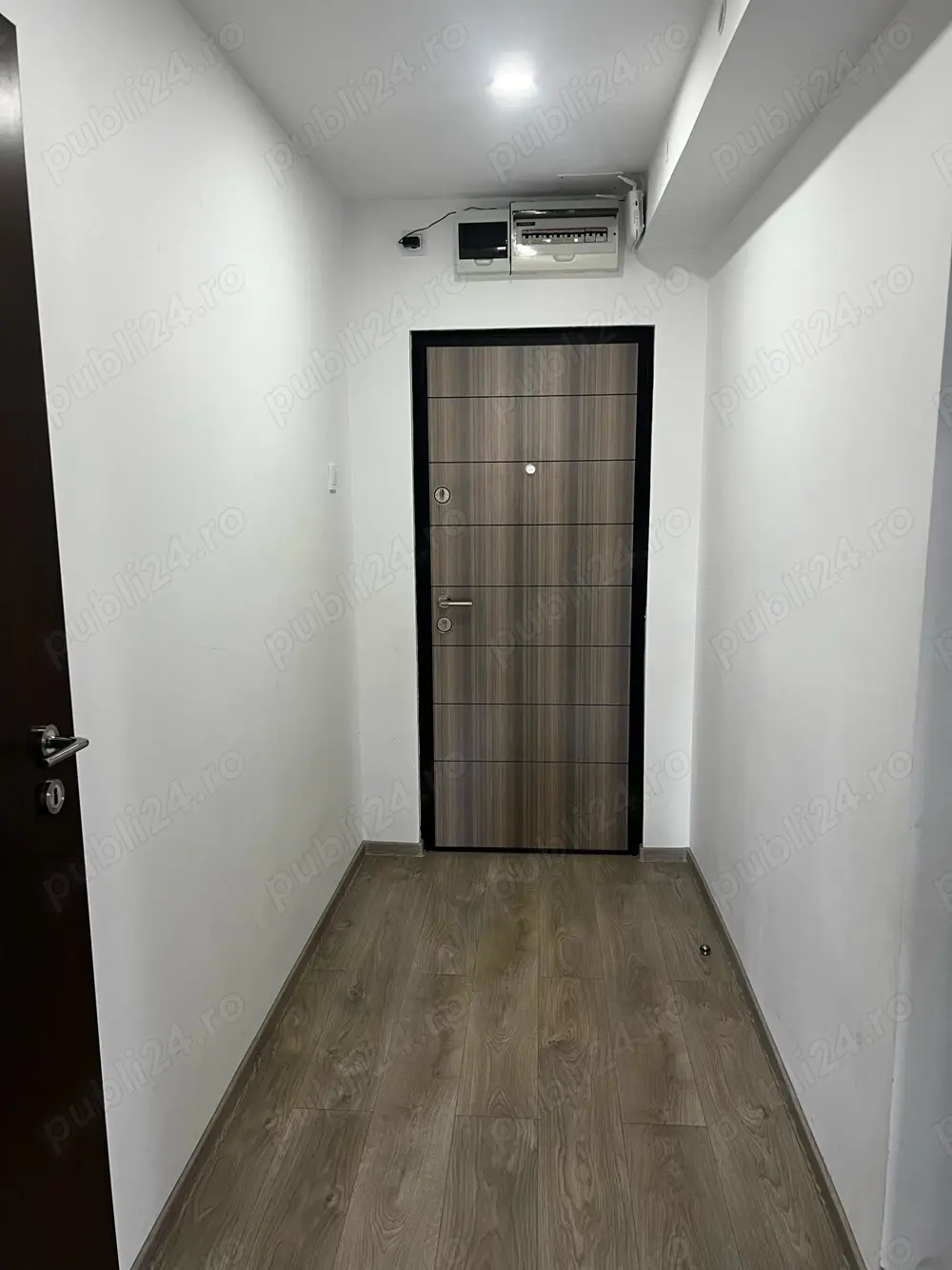 Apartament 3 camere complet renovat, etaj 4 4   Henri Coandă, Galați   68 m    Gata de mutat!