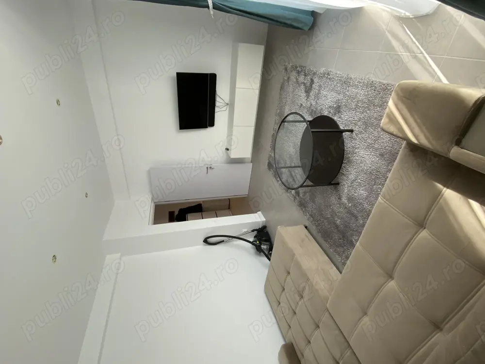 Inchiriez apartament cu 2 camere pe termen lung