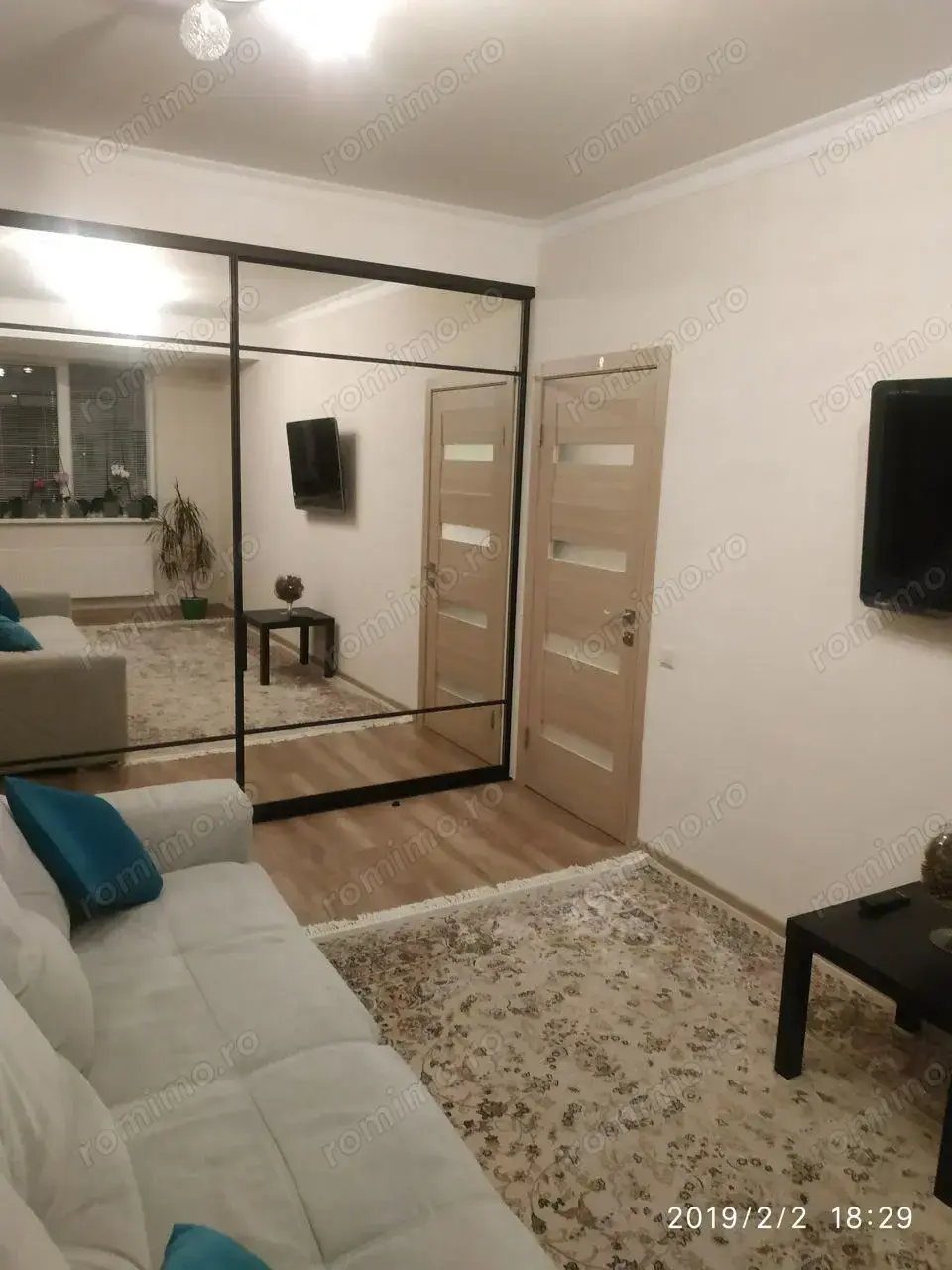 1 camera in zona Buziașului