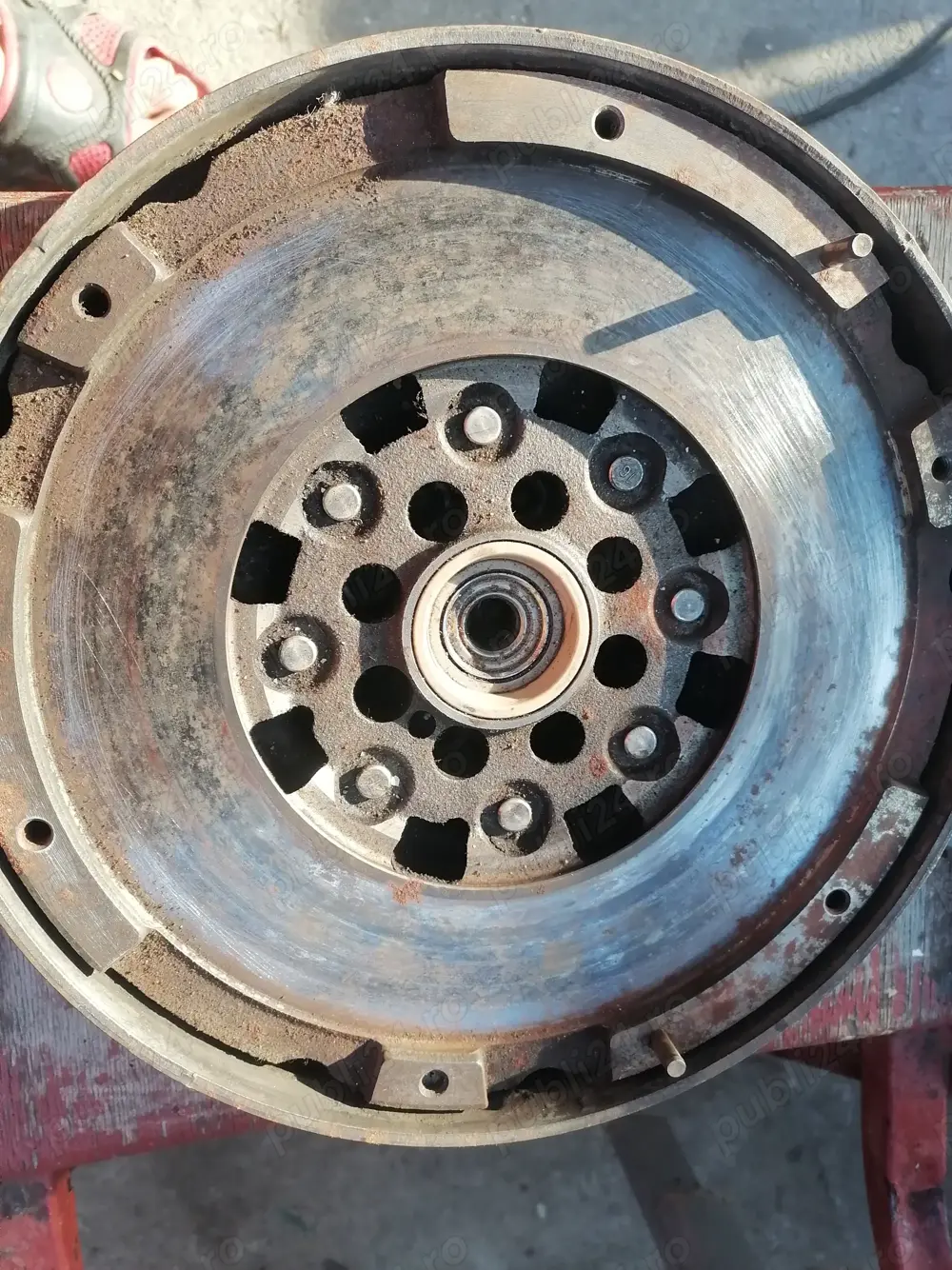 kit de ambreiaj  volanta cu masa dubla  pentru auto MERCEDES