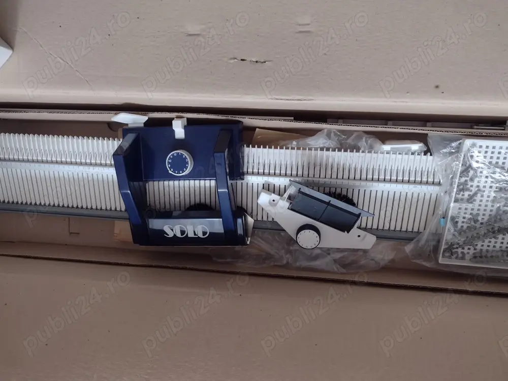 masina de tricotat manuala