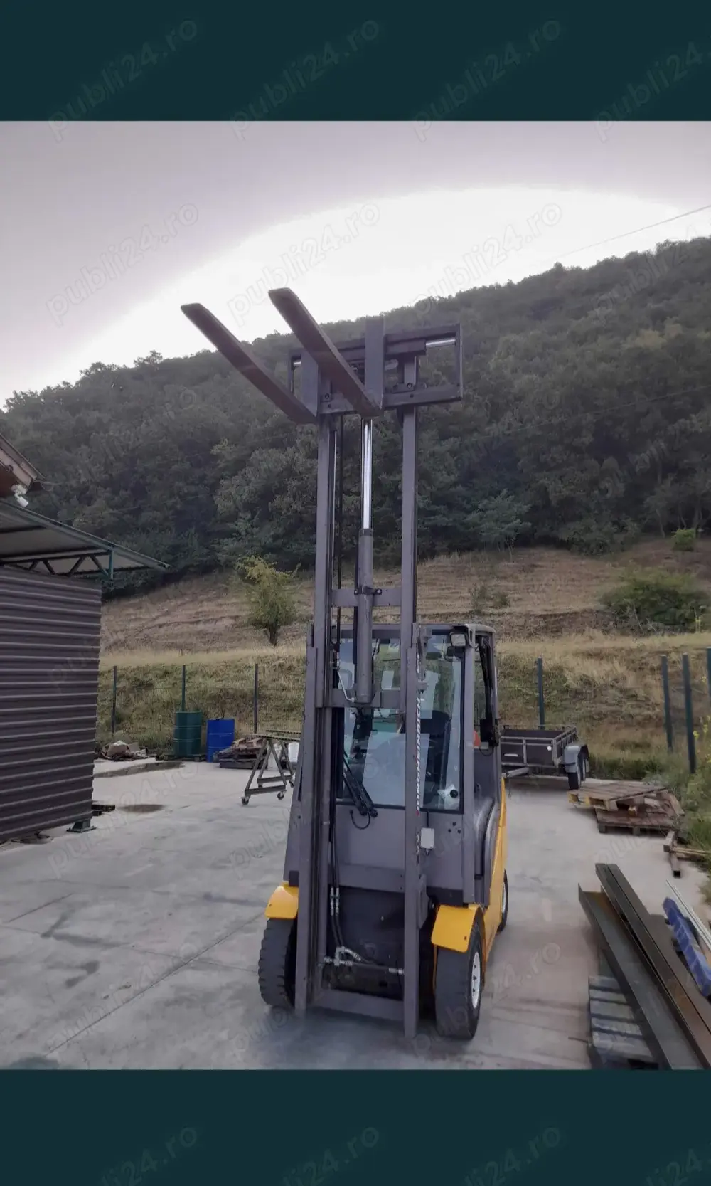 Vând motostivuitor Jungheinrich 