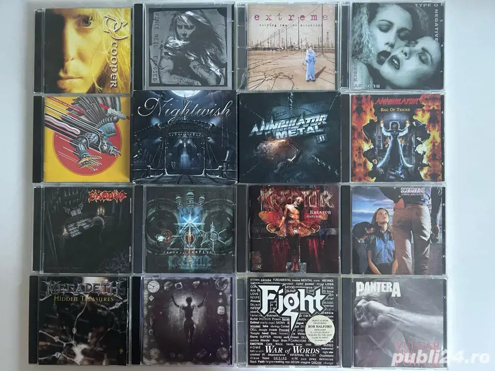 Vand cd-uri audio originale cu muzica rock