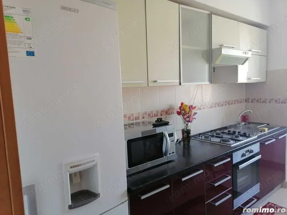 apartament o camera zona Soarelui 