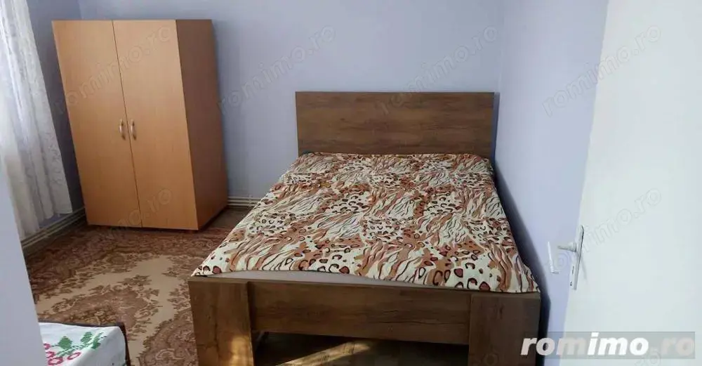 Inchiriez garsoniera zona Badea Cartan  Inchiriez garsoniera zona Badea Cartan