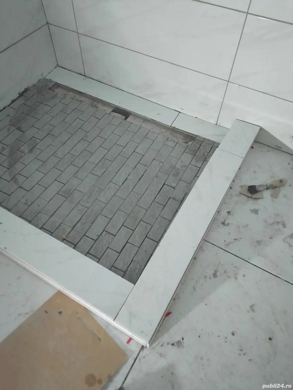 meseriași in construcții 