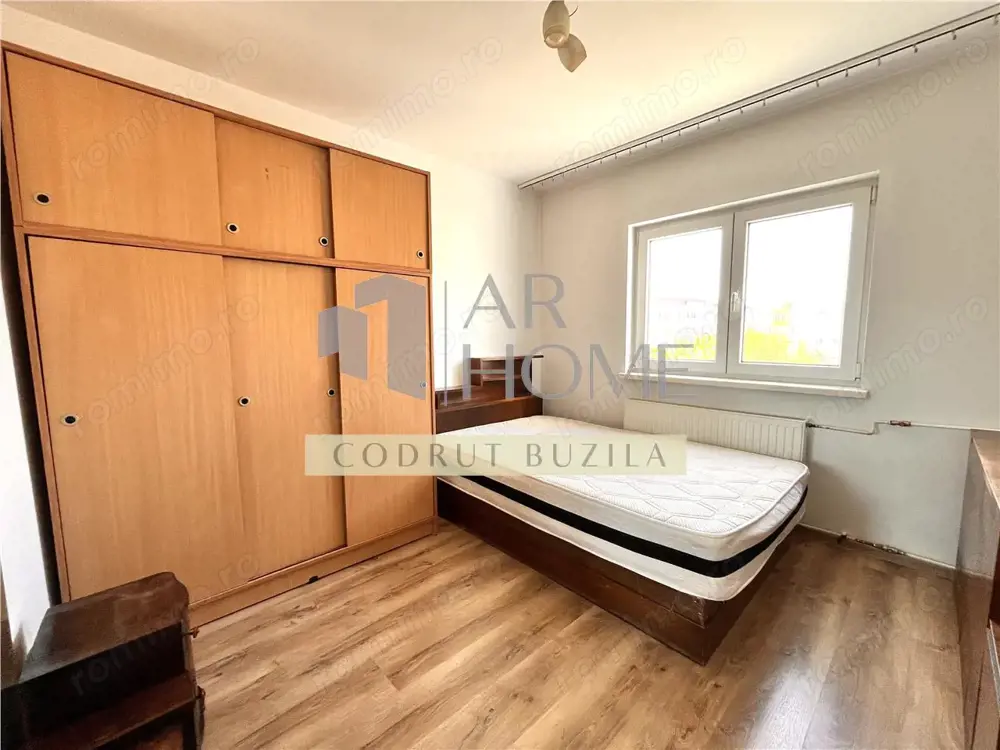 Vanzare apartament 2 camere, zona Vest, Ploiesti