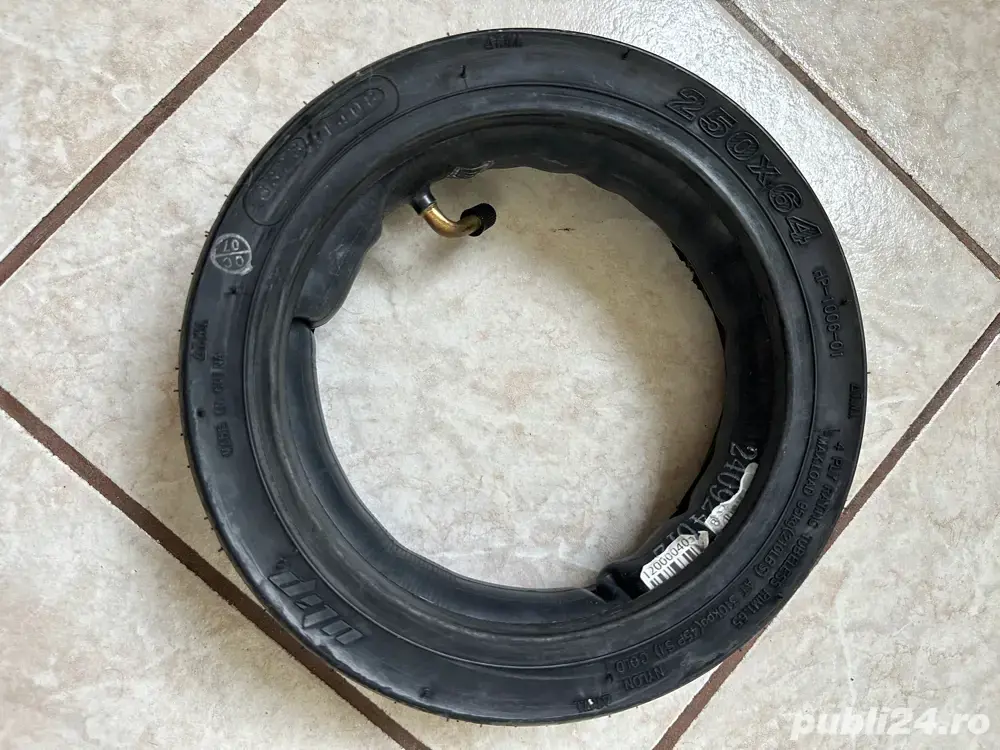 Anvelopă 10 inch trotinetă electrică 250x64 + cameră 10x2.5 valvă 90 grade