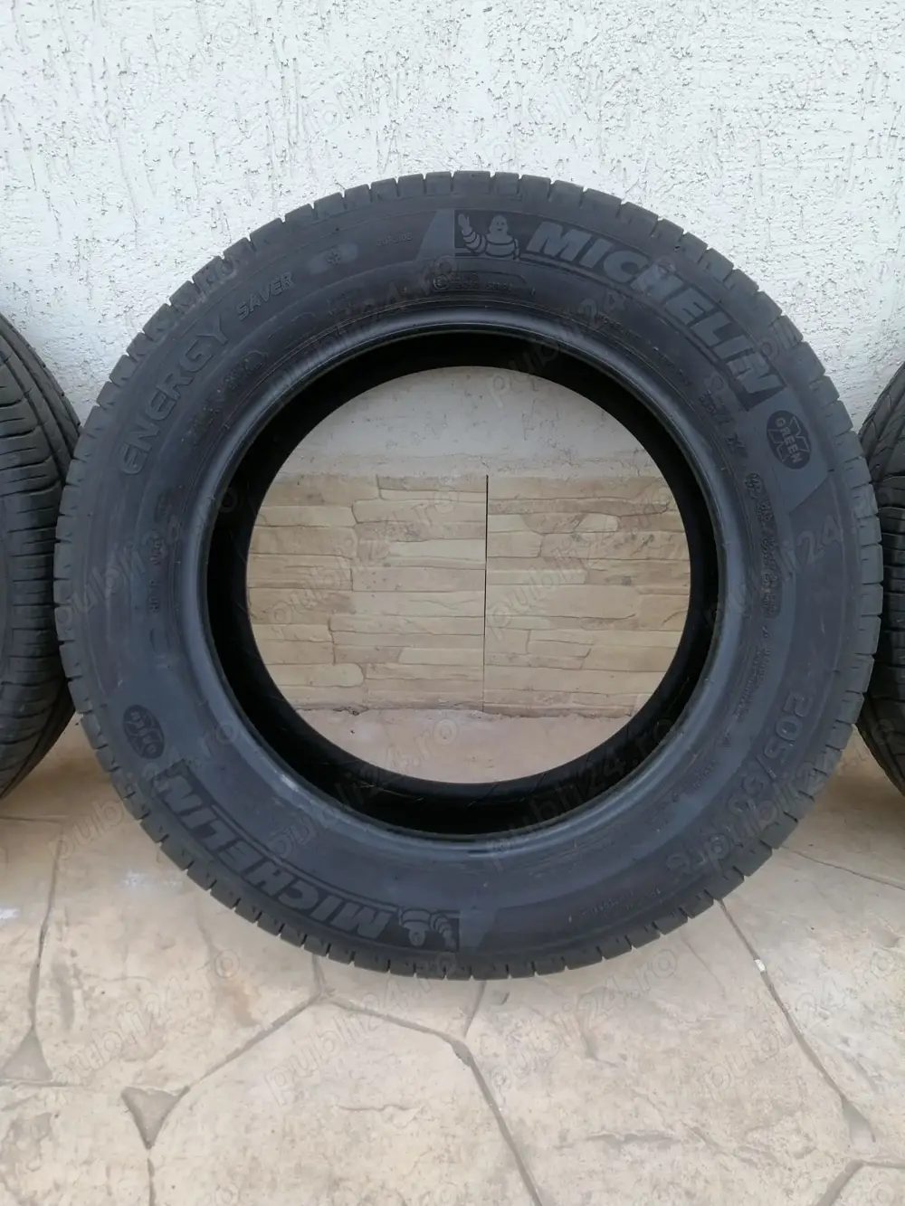 Anvelope date jos de pe masina noua MICHELIN 2023