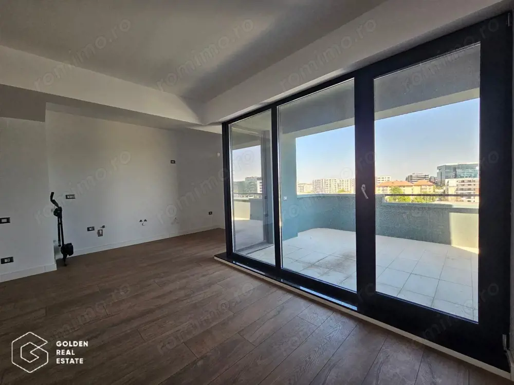 Penthouse 5 camere si terasa pe acoperis, Pipera, comision 0%