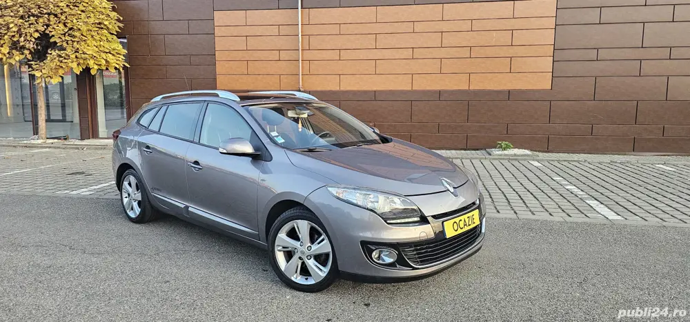 Renault Megane 2012 6 1.5 Diesel.. Automat 
