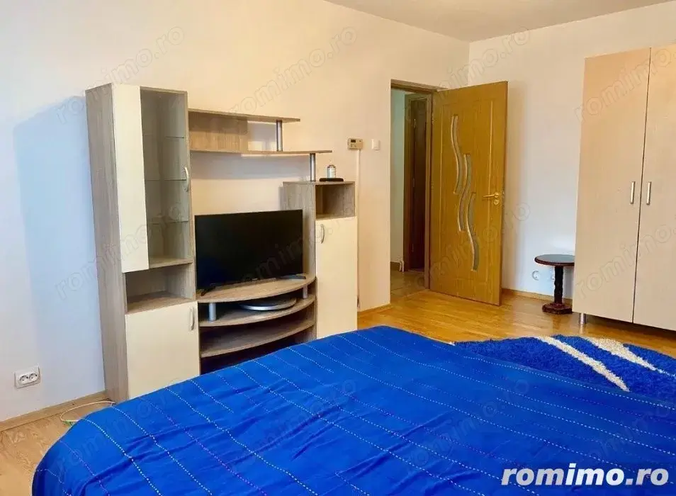 1 camera situat in zona Garii