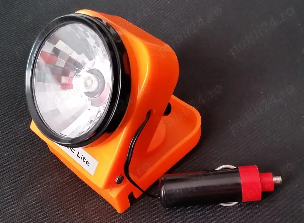 Lanterna auto cu magnet