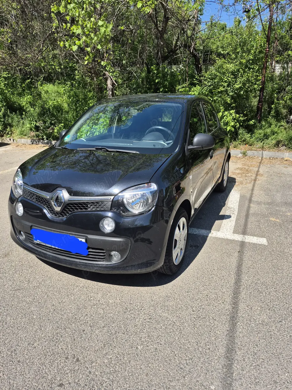 Vand Renault Twingo 3 cu 4 usi, 1.0 benzina, 70CP, AC