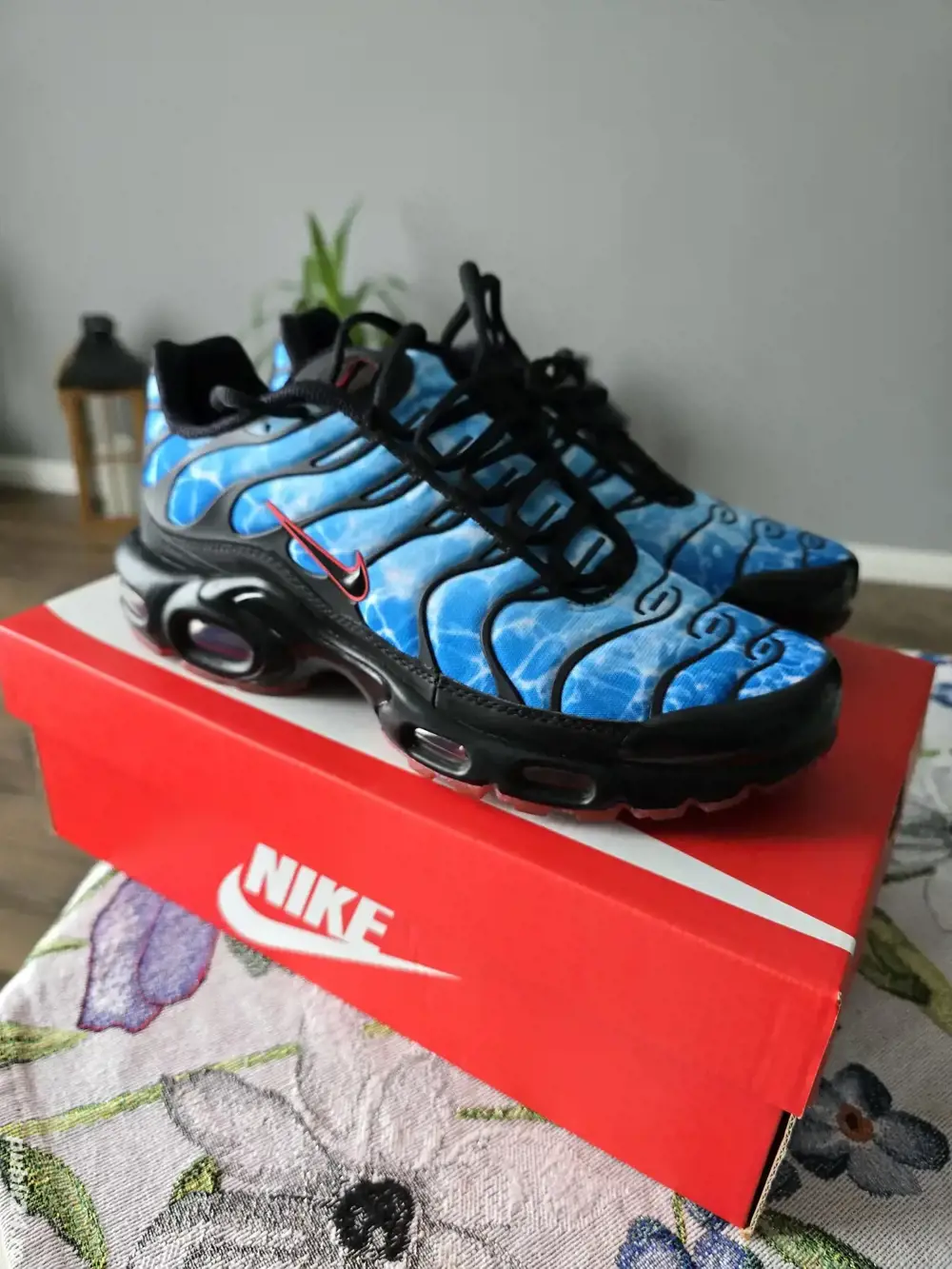 nike air max tn shark