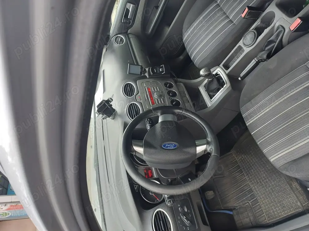 Vând Ford Focus 1.6 Diesel 