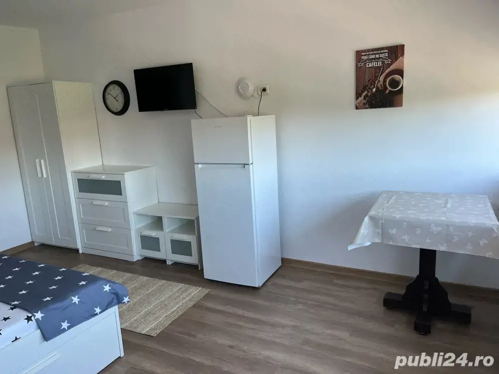 Inchiriez garsoniera-Bdul Mamaia Universitate( utilitati incluse in pret)