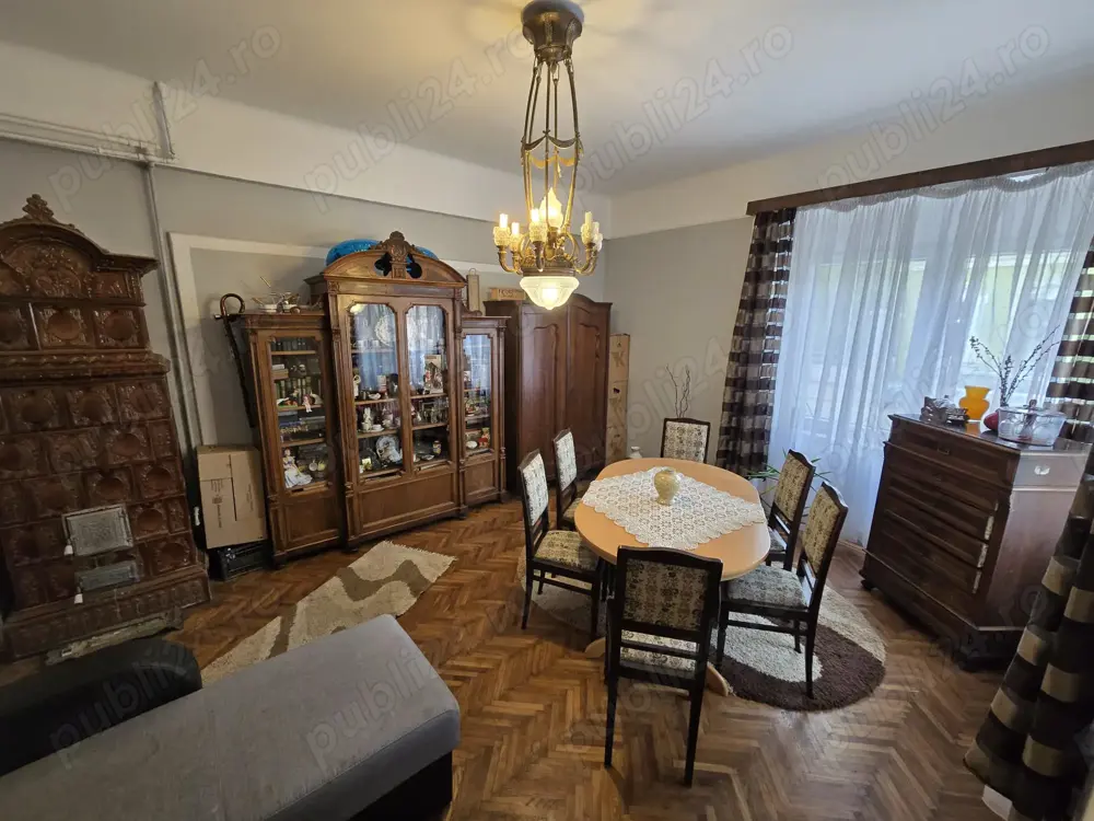 Apartament cu 3 camere aproape de inima Satmarului | Curte proprie 290 mp