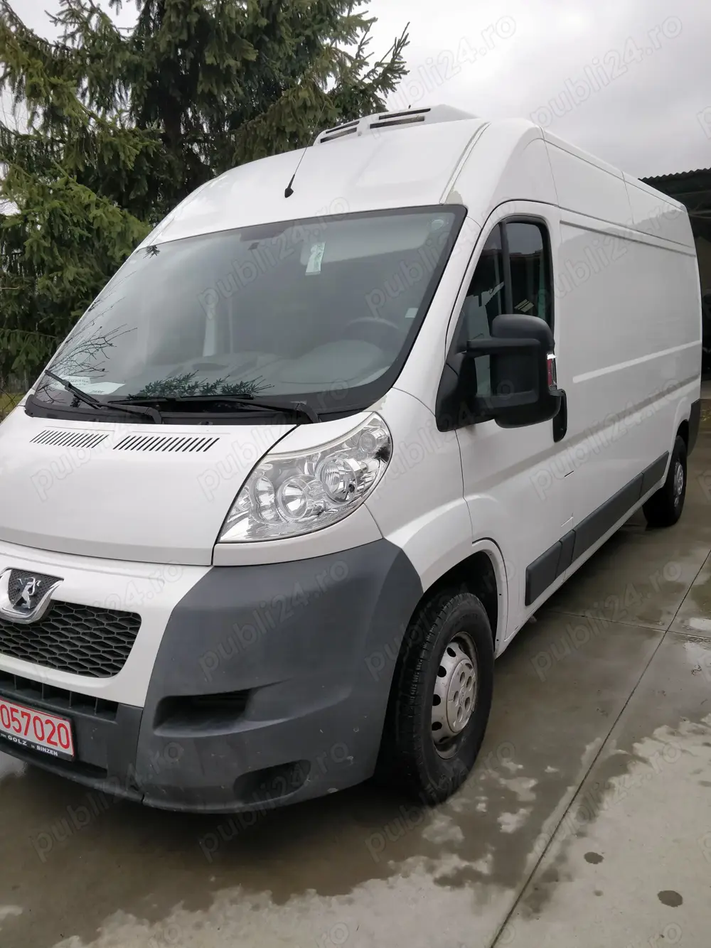 Vand Peugeot Boxer frigorific si T4.