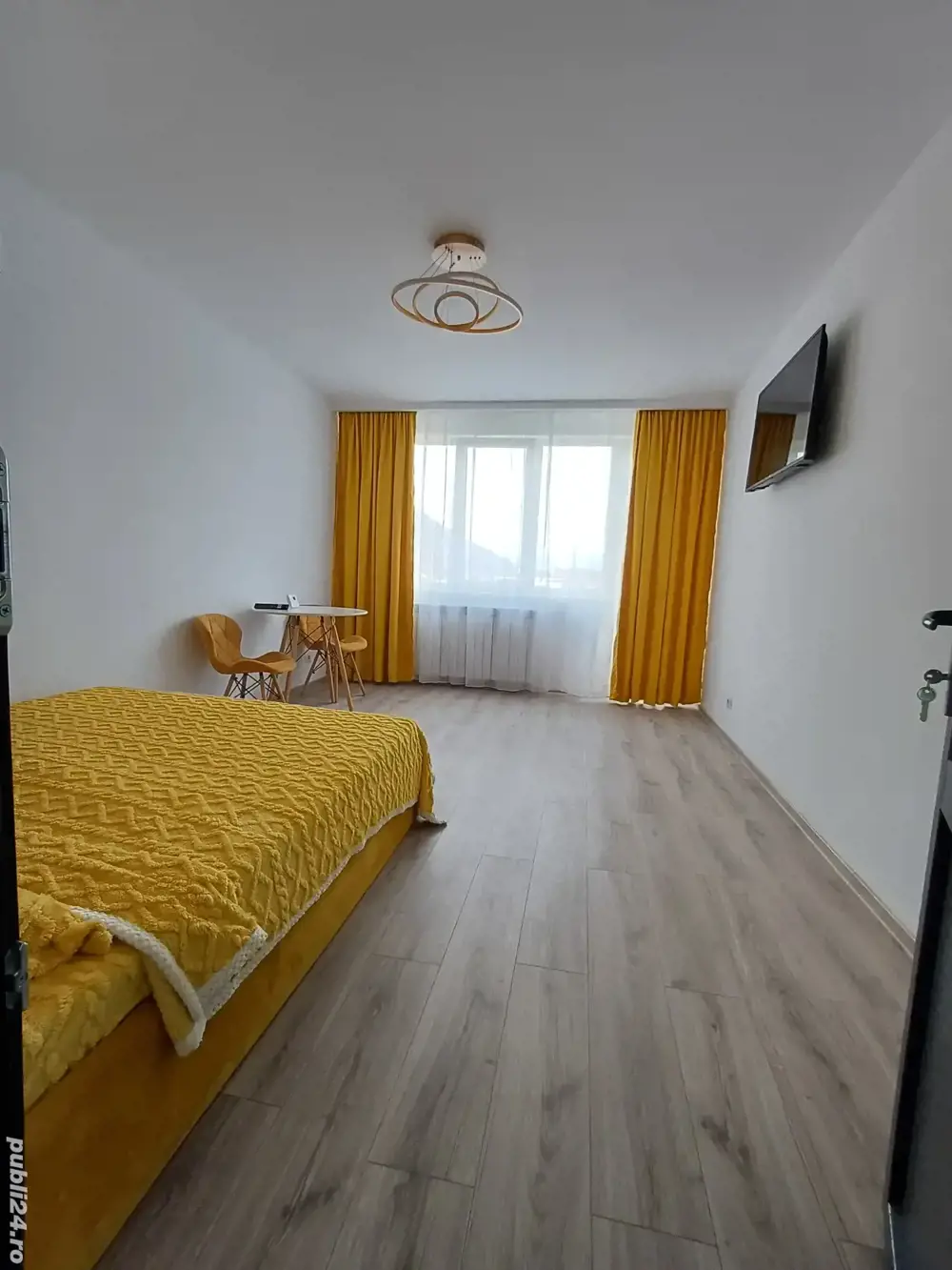 Inchiriez garsonieră in regim hotelier , in centrul orașului